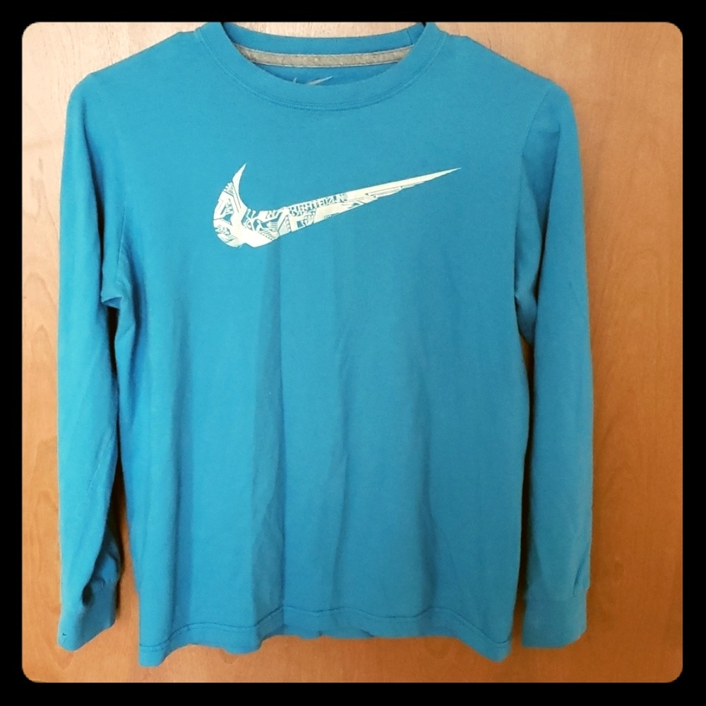 Boys Nike shirt